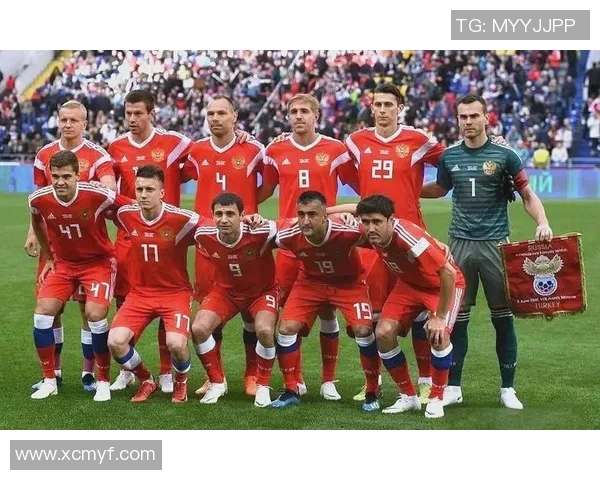 全球足球明星球队深度解析与历史辉煌回顾